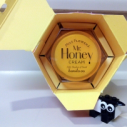 Banilaco honey cream unboxing 6